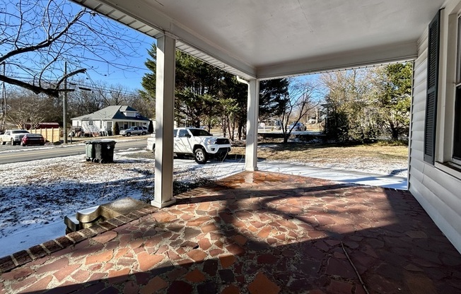 935 OLD CHARLOTTE RD