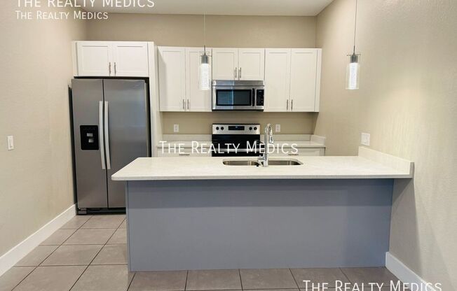 3 beds, 2 baths, 1,390 sqft, $1,649