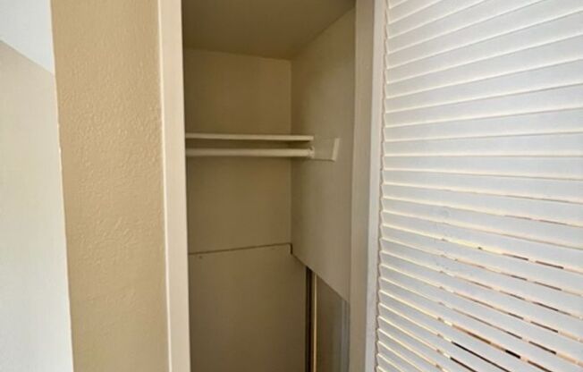 1 bed, 1 bath, 700 sqft, $1,500, Unit 85