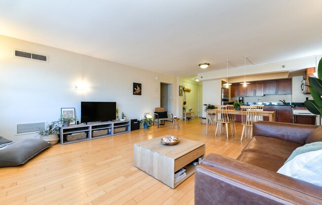 1 bed, 1 bath, 750 sqft, $3,150, Unit 1009