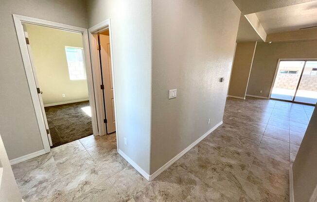 Brand New Beautiful 4 Bedroom Home in New Kingman Crossing Neighborhood! TEANANT OCCUPIED PLEASE DO NOT DISTURB THE TENANTS.