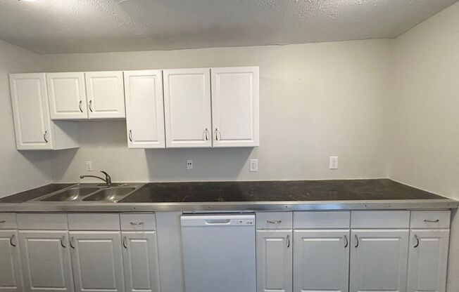 1 bed, 1 bath, $750, Unit SC512