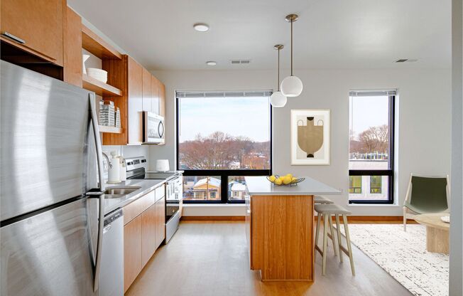 1 bed, 1 bath, 658 sqft, $1,445, Unit B517