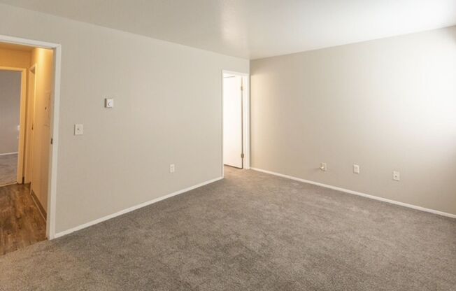 1 bed, 1 bath, 680 sqft, $1,499, Unit F305