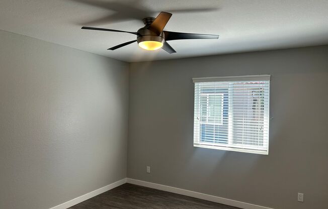 2 beds, 1 bath, 875 sqft, $2,725, Unit 594