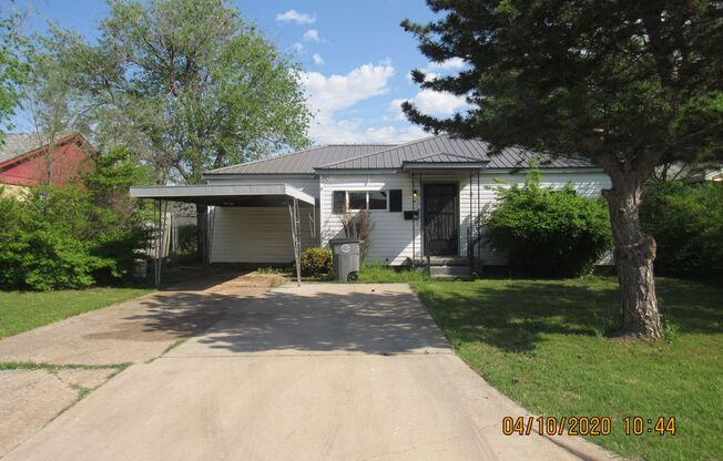 Great home located close to Cameron university, shopping and the hospital