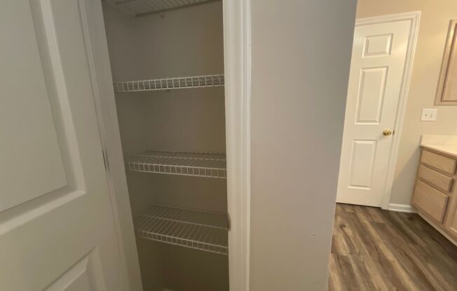 1 bed, 1 bath, 765 sqft, $1,125, Unit 2756-3