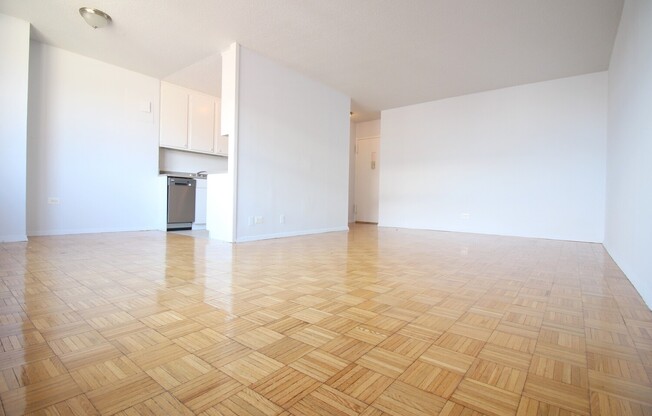 1 bed, 1 bath, $5,000, Unit 7C