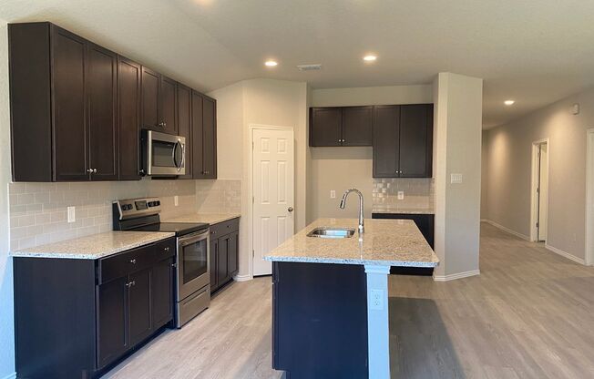 Modern Single Family Home in New Braunfels