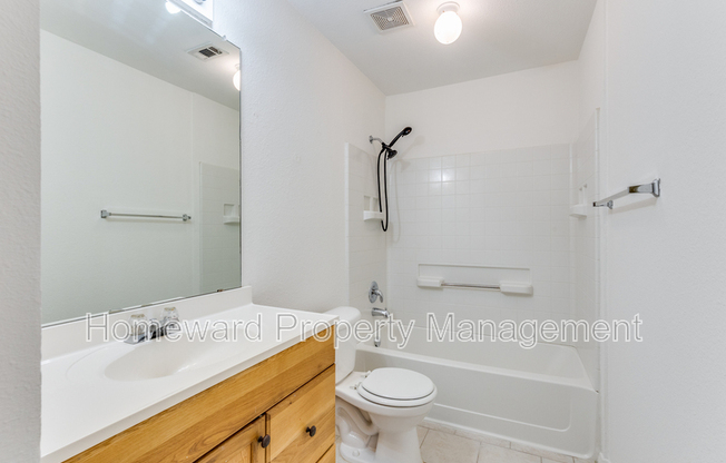 125 CAMBRIDGE DR
