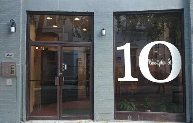 10 CHRISTOPHER ST