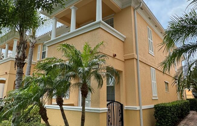 Beautiful Lake Nona Townhome