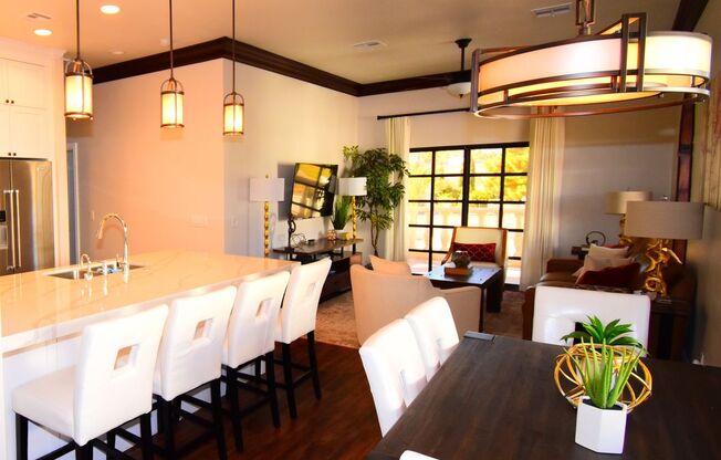 Tastefully furnished casita overlooking the Spanish Trails Golf Course