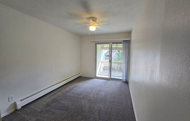 2 beds, 1 bath, $1,650