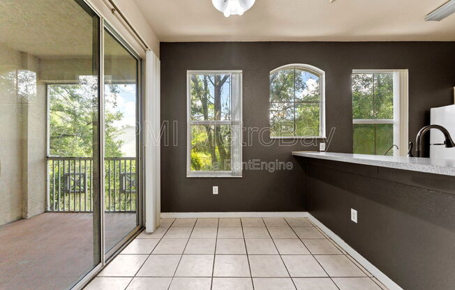 5039 SUNRIDGE PALMS DR