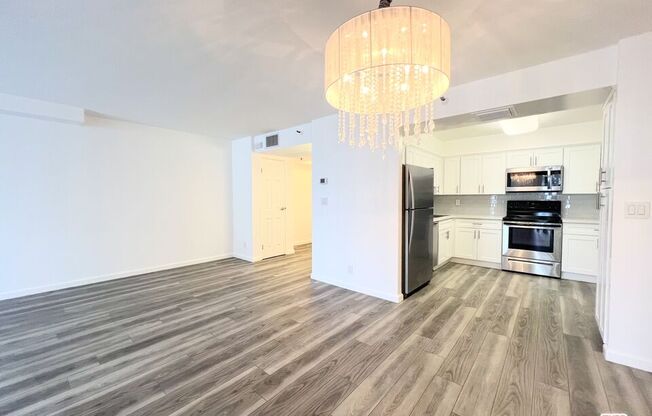 1 bed, 1.5 baths, 1,207 sqft, $4,195, Unit 804