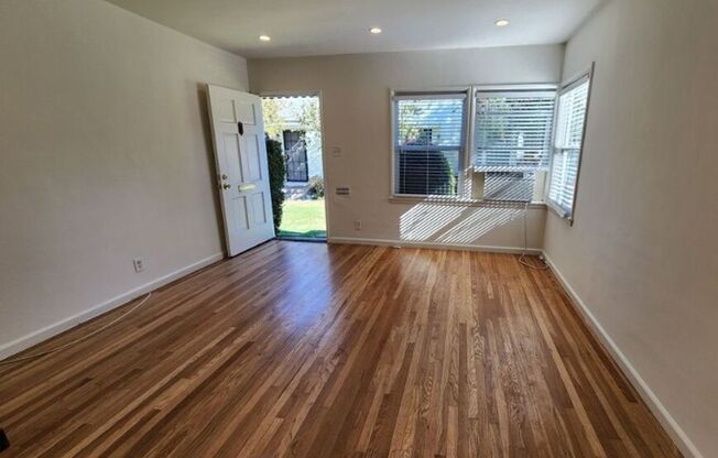 Ocean Park Apartments