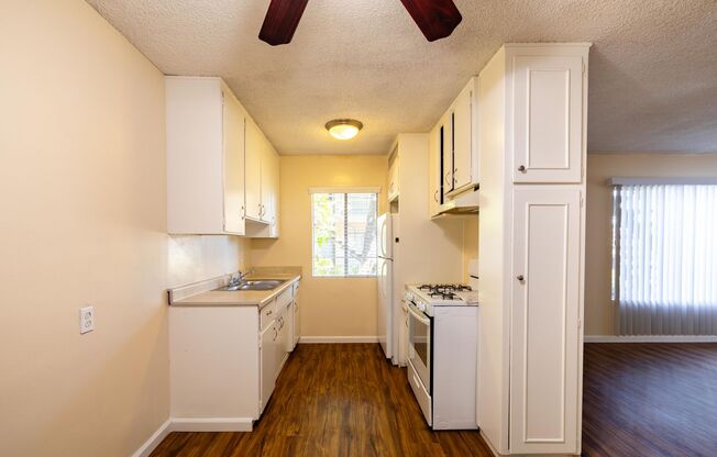 2 beds, 1 bath, 772 sqft, $2,495, Unit 4225-B