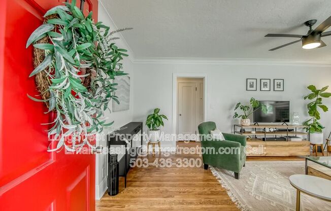 6835 NE FREMONT ST