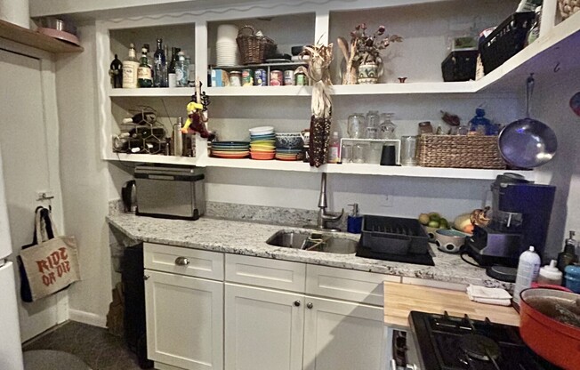 1872 Commonwealth Ave Apt 14O