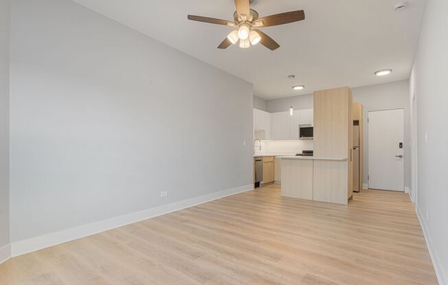 Studio, 1 bath, 268 sqft, $1,450, Unit 105