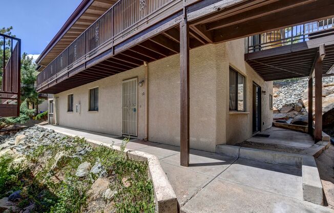 RR318 - 799 Sanctuary Rd
