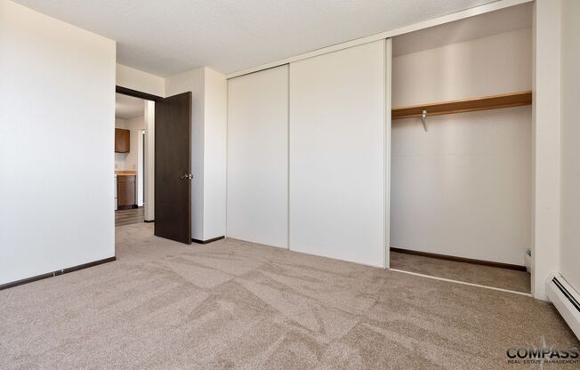 1 bed, 1 bath, 709 sqft, $1,045, Unit 2214-319