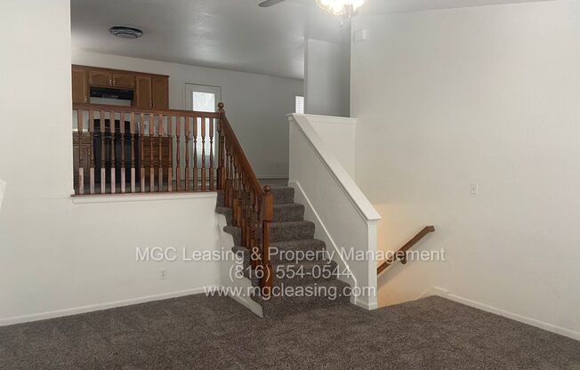 5904 5906 NE 42 ST