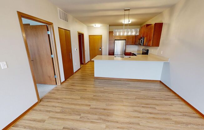 1 bed, 1 bath, 774 sqft, $1,310, Unit 2800-214