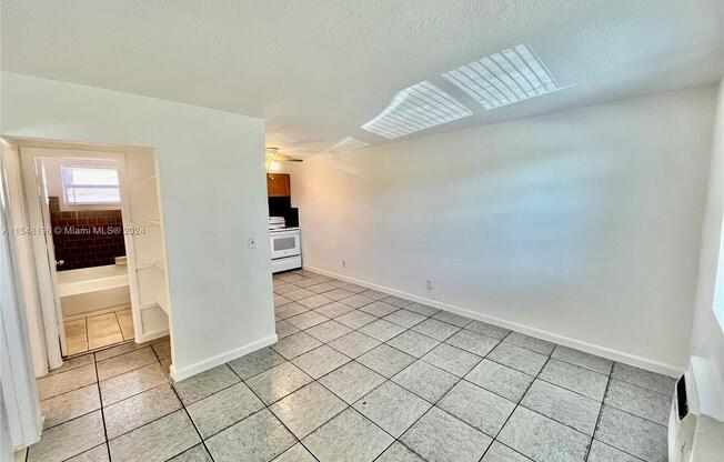 701 NORTHWEST 7 AVE