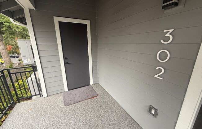 2 beds, 1 bath, 745 sqft, $1,995, Unit 8513-302