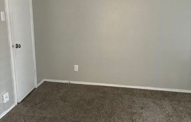 1 bed, 1 bath, 500 sqft, $765, Unit 111