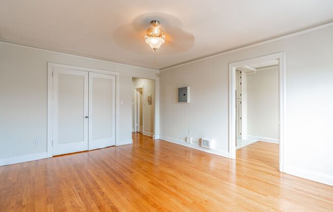 Studio, 1 bath, 475 sqft, $1,399, Unit 503