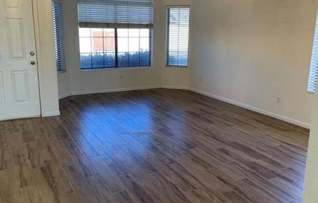 3 bedroom home in Phoenix!