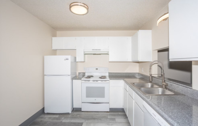 1 bed, 1 bath, 612 sqft, $1,100, Unit 226