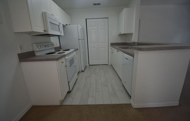 1 bed, 1 bath, $1,350, Unit # 207