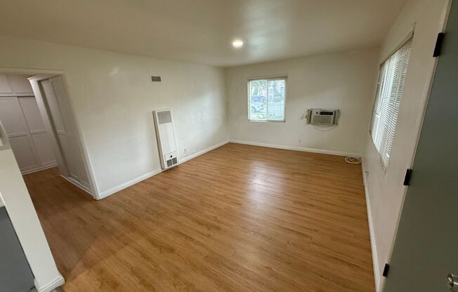 Vinh Hue Trieu - R32