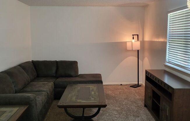 1016 Mary Dr. Hurst, TX 76053