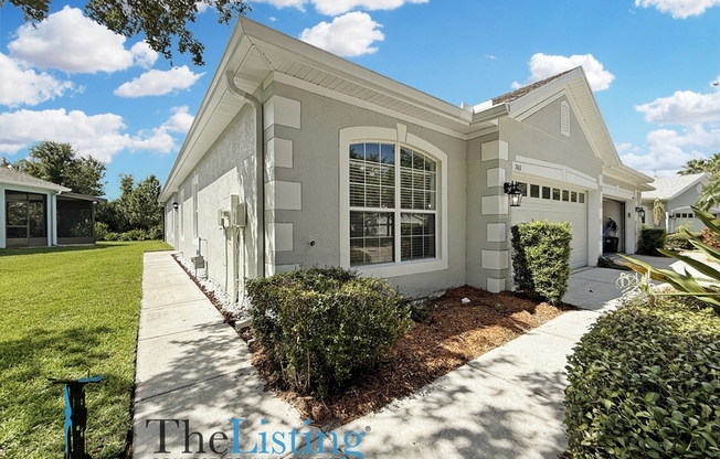 7411 SURREY WOOD LN