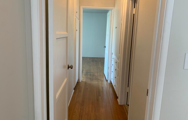 1 bed, 1 bath, 709 sqft, $1,995, Unit 30-04