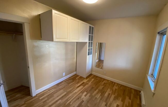 1 bed, 1 bath, $995