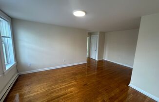 2 beds, 2 baths, $1,795, Unit 24 Main St - Front