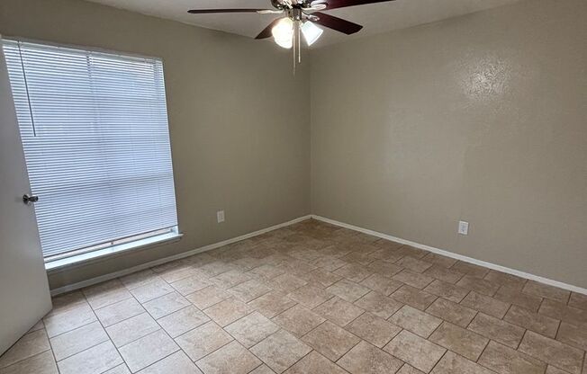 1 bed, 1 bath, 600 sqft, $1,150, Unit 2-118