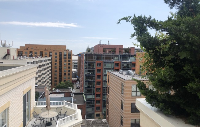 1111 11th St NW