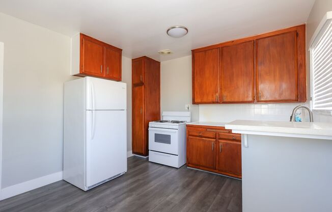 Studio, 1 bath, $1,995, Unit 30