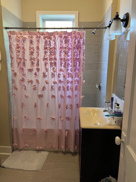 Studio, 1 bath, $2,250, Unit 22