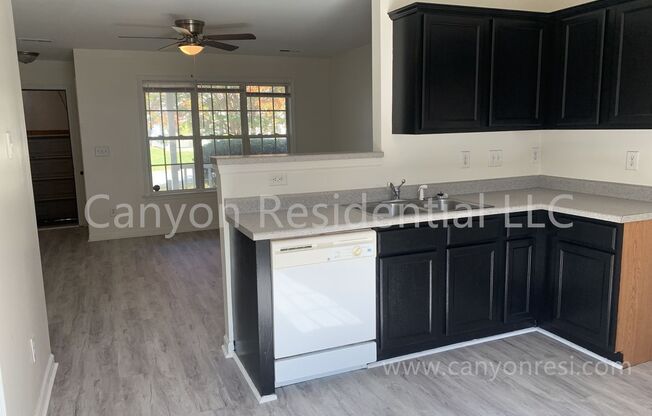 Recently Renovated!!Beautiful 3BR home.