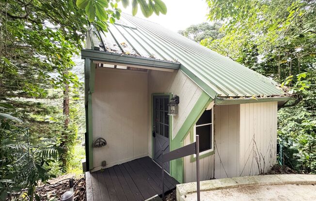 Private Kaneohe House with Rainforest Views