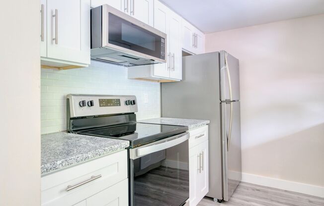 1 bed, 1 bath, 800 sqft, $1,199, Unit 14