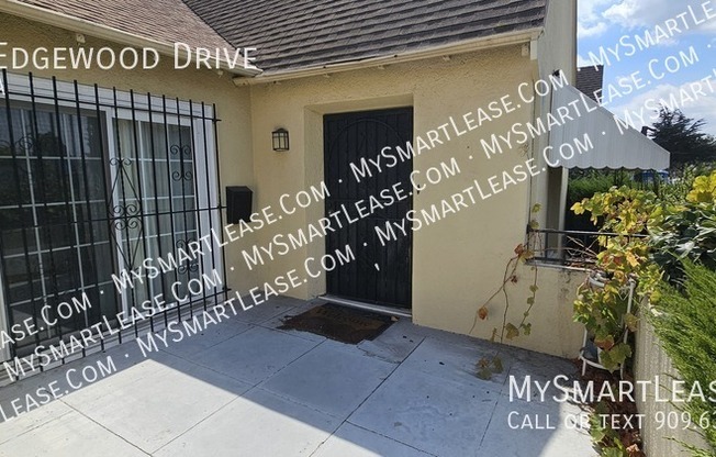1704 EDGEWOOD DR